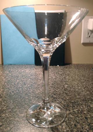 Manon Martini Glass