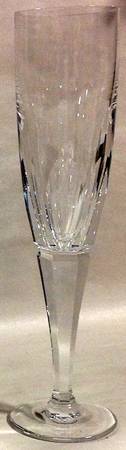 BOC218 Fluted Champagne