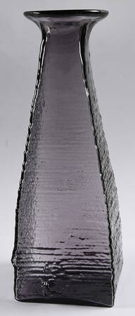 Vases #2134 14" Strata Vase