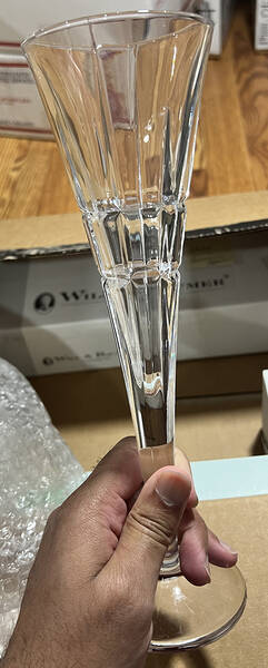 BOC264 Fluted Champagne