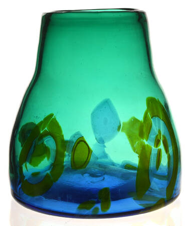 Vases #5404 9" Jupiter Vase