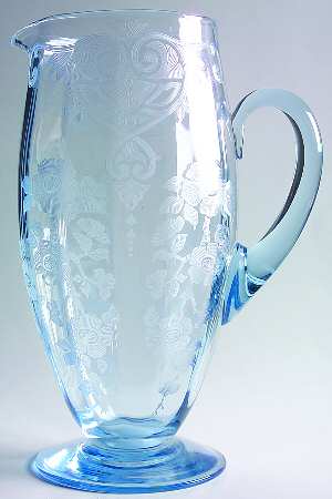 Apple Blossom Blue (Stem 3130) 64 Oz Ice Lip Pitcher