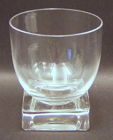 Cambridge Square (Square Base) Wine Glass