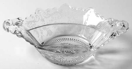 Chantilly Martha/203 2 Part, 6"  Handled Relish