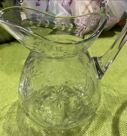 Commodore 76 Oz Doulton Pitcher