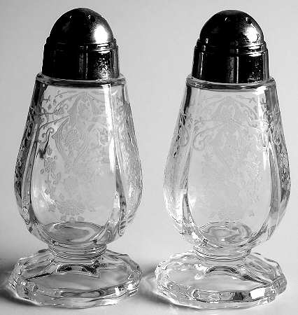Diane Clear (Stem 3122) 3400/77 Footed Shaker Set with Metal Lids