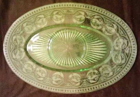Etch 520 Green (Stem 3060) Cheese & Cracker Plate