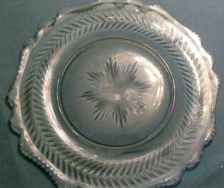 Laurel Wreath Clear (Stem 3700) 14" Chop Plate (3400)