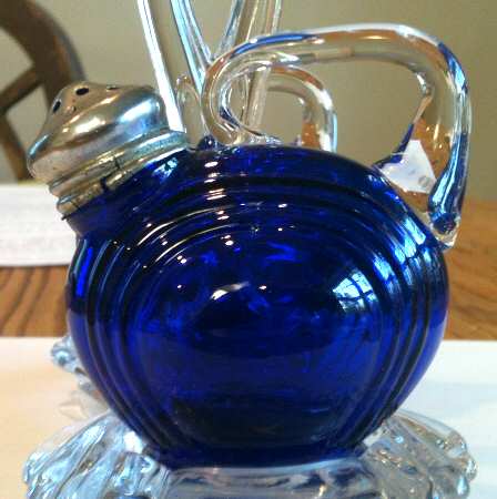 Nautilus Cobalt Blue Handled Shaker with Metal Lid