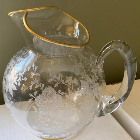Wildflower Clear 86 Oz Ice Lip Pitcher