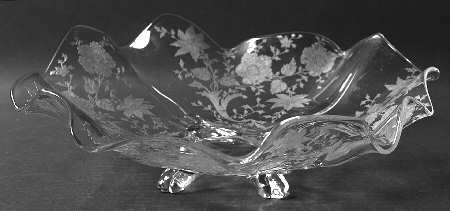 Wildflower Clear 3400 13" 4 Toed Fancy Edge Bowl