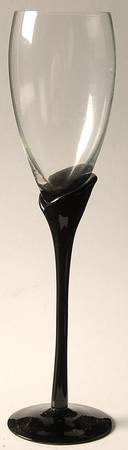 Amaryllis Black (Non Frosted) Fluted Champagne