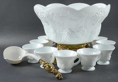 Harvest Milk Glass (15 Piece) Punch Set (PUN,PUSTM1,12 PCU,LADPG1)
