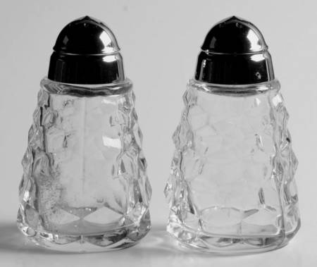 Whitehall Clear Shaker Set w/Metal Lids