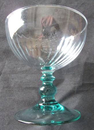 Country Manor Turquoise Champagne/Tall Sherbet