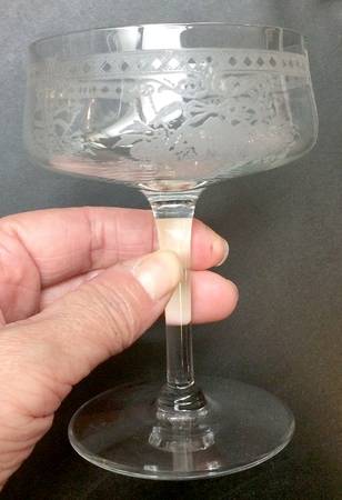 Bordeaux Champagne/Tall Sherbet