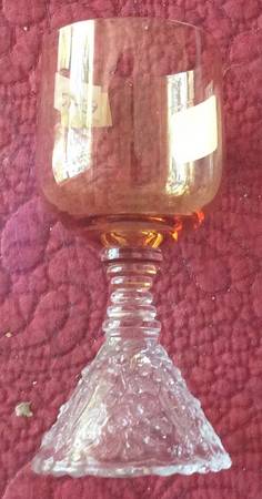 Rose Point Pressed Amber Wine Glass