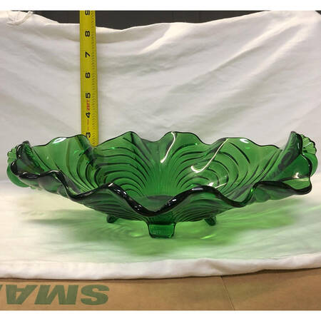 Caprice Emerald Green 13" Oval 4-Toed Handled Bowl