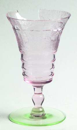 Imperial Hunt Scene (Pink Bowl, Green Foot) Wine Glass
