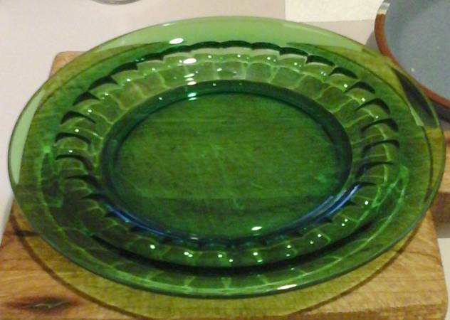 Martha Washington Forest Green Luncheon Plate