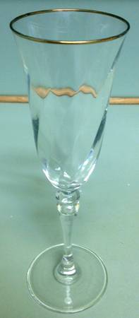 Lystra (Gold Trim) Fluted Champagne