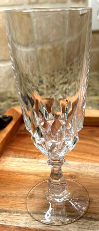 CRA18 Fluted Champagne