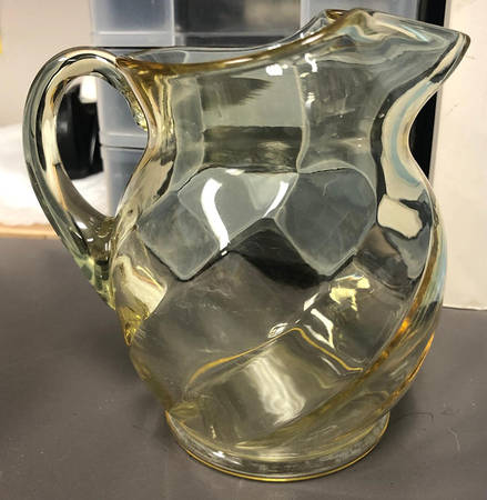 Gyro Optic Yellow 20 Oz Ice Lip Jug