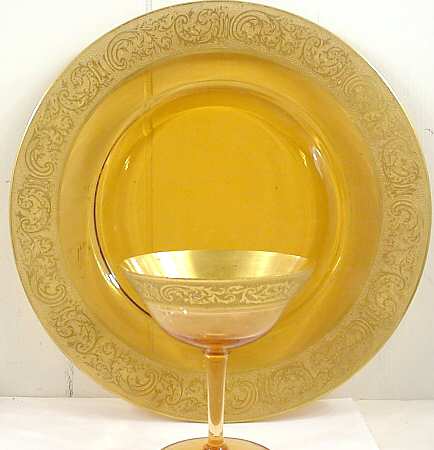 Florentine Amber (Gold Trim, Encrusted, 3060) Dinner Plate