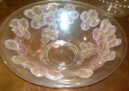 Dogwood Cranberry Flared Bowl