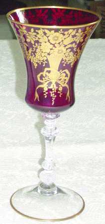 Decoration 1037 Ruby by Cambridge