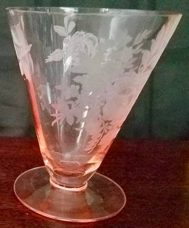 Dresden Rose Pink Footed Tumbler