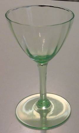 3051 Green Liquor Cocktail
