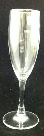 Montego Gold Fluted Champagne
