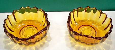 Petals Amber Small Fruit Dessert Bowl