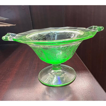 Etch 733 Emerald Green (Stem 3115) Mayonnaise Bowl and Underplate