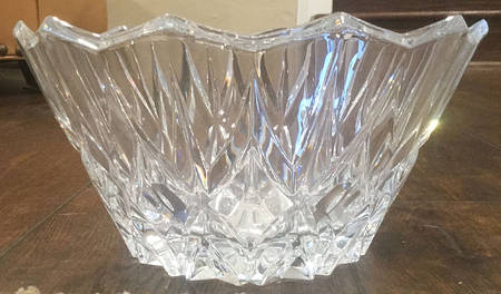 Cathedral 9" Round Bowl