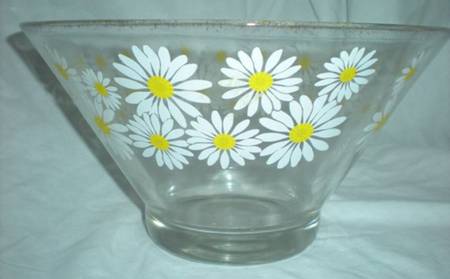 CUV28 (Floral No Stems) Salad Bowl