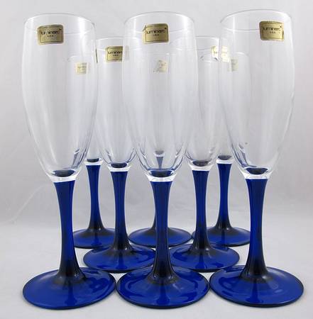 Oceane Blue (Saphire) Fluted Champagne