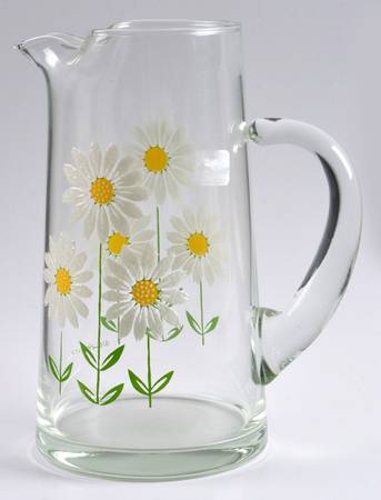 Daisy 48 Oz Pitcher