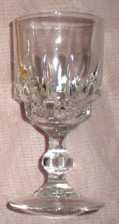 CRA112 Cordial Glass