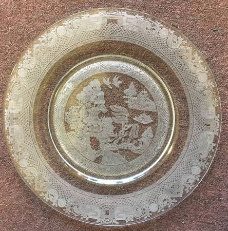 Willow Clear Dinner Plate