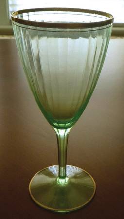 3051-Green (Lt. Emerald) W-Gold by Cambridge