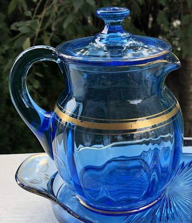Round Blue (Blue Bell) by Cambridge