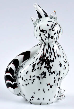 Artglass Figurines & Giftware Cat Figurine