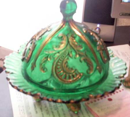 Inverted Fan and Feather Green Round Covered Butter