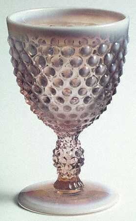 Hobnail Pink (Opalescent) by Duncan &amp; Miller