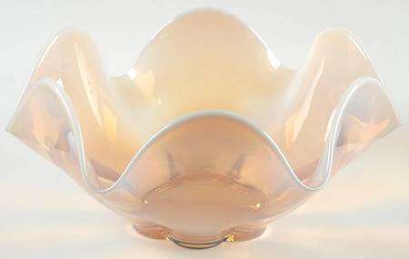 Canterbury Pink (Opalescent) by Duncan &amp; Miller