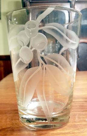 DTC13 7" Flower Vase