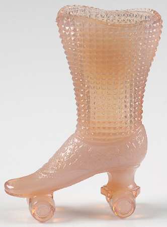 Animals & Figurines Skate Boot