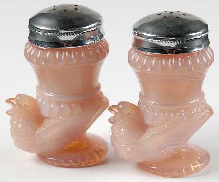 Animals & Figurines Bird Salt and Pepper Shaker Set